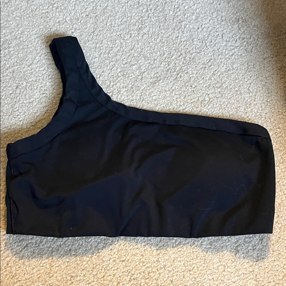 Black One-Shoulder black sports bra